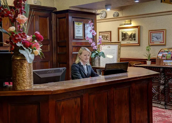 Top Hotels Penrith with Parking