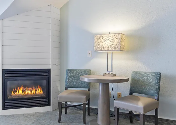 Top Hotels in Traverse City, Michigan